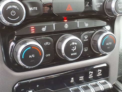 Used 2019 RAM 1500 Sport w/ Level 2 Equipment Group image 21