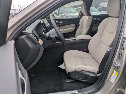 New 2026 Volvo XC60 B5 Plus w/ Protection Package Premier image 15