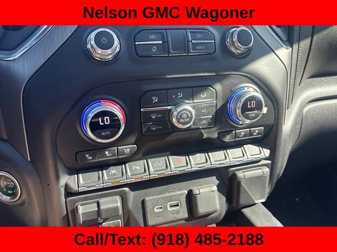 Used 2022 GMC Sierra 1500 Denali w/ Denali Premium Package AWD/4WD image 14