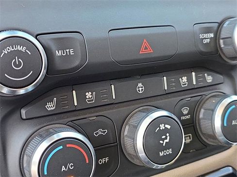 Used 2020 RAM 1500 Laramie image 14