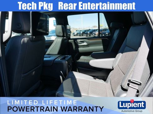 Used 2024 Chevrolet Tahoe High Country w/ Advanced Technology Package AWD/4WD image 15