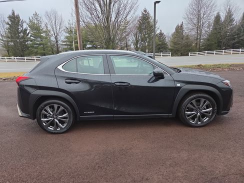 Used 2019 Lexus UX 250h F Sport w/ F Sport Premium Package image 2