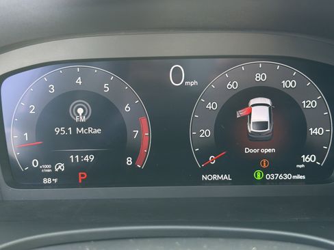 Used 2024 Acura Integra A-Spec FWD image 5