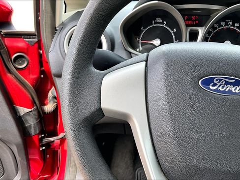 Used 2011 Ford Fiesta SE w/ 202A Rapid Spec Order Code FWD image 15