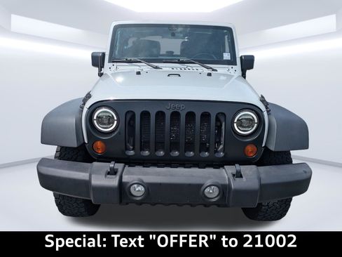 Used 2013 Jeep Wrangler Sport image 9