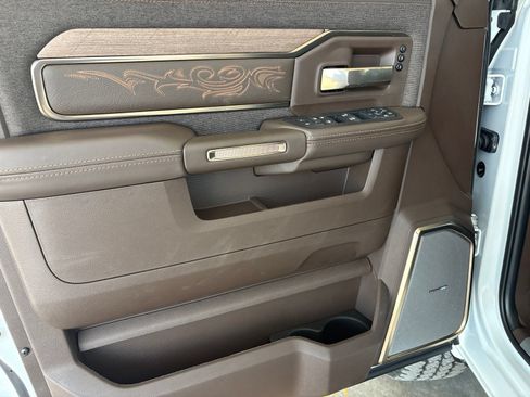 New 2027 RAM 2500 Limited AWD/4WD image 12