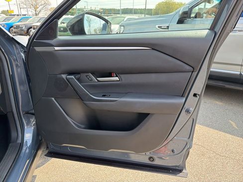 Used 2024 MAZDA CX-50 AWD 2.5 S w/ Preferred Package image 22