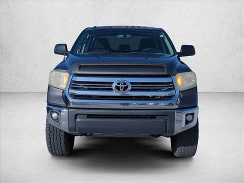 Certified 2017 Toyota Tundra SR5 w/ SR5 Upgrade Package image 3
