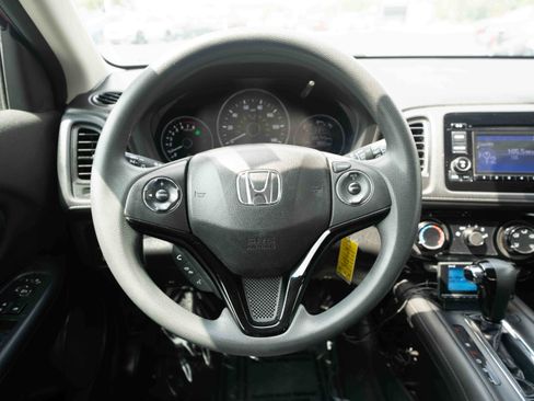 Used 2016 Honda HR-V LX image 21