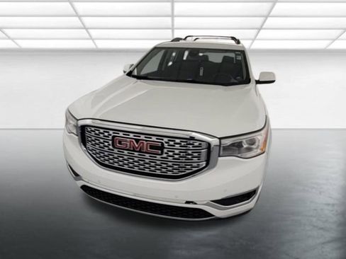 Used 2019 GMC Acadia Denali AWD/4WD image 2