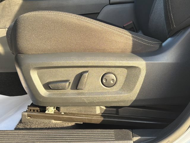 Used 2025 Nissan Rogue SV AWD/4WD image 22