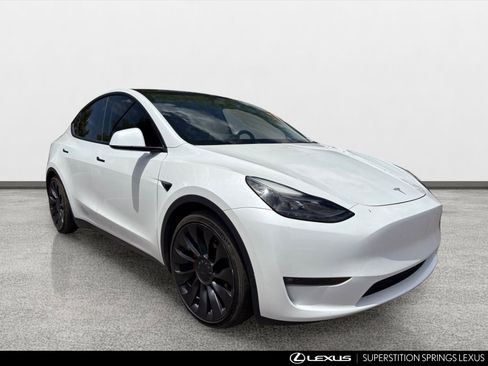 Used 2023 Tesla Model Y Performance AWD/4WD image 2