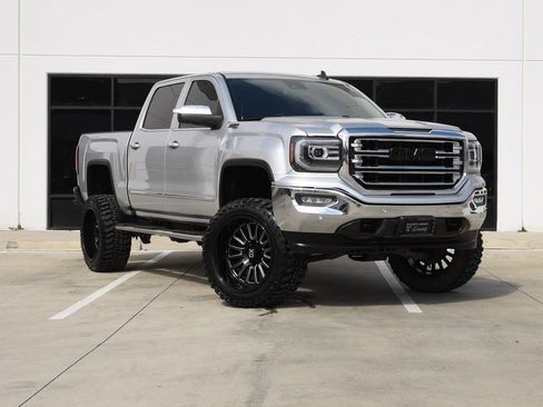 Used 2017 GMC Sierra 1500 SLT image 18