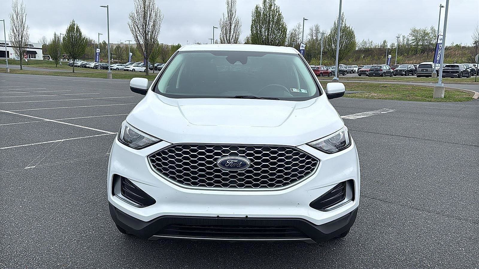 Used 2024 Ford Edge SEL AWD/4WD image 15