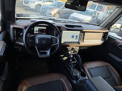 Used 2023 Ford Bronco Outer Banks image 13