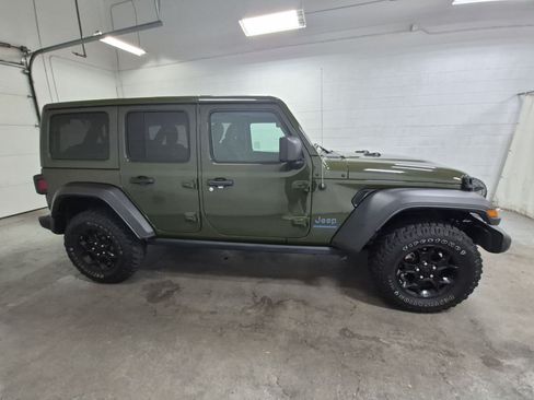 Used 2023 Jeep Wrangler Unlimited AWD/4WD image 3