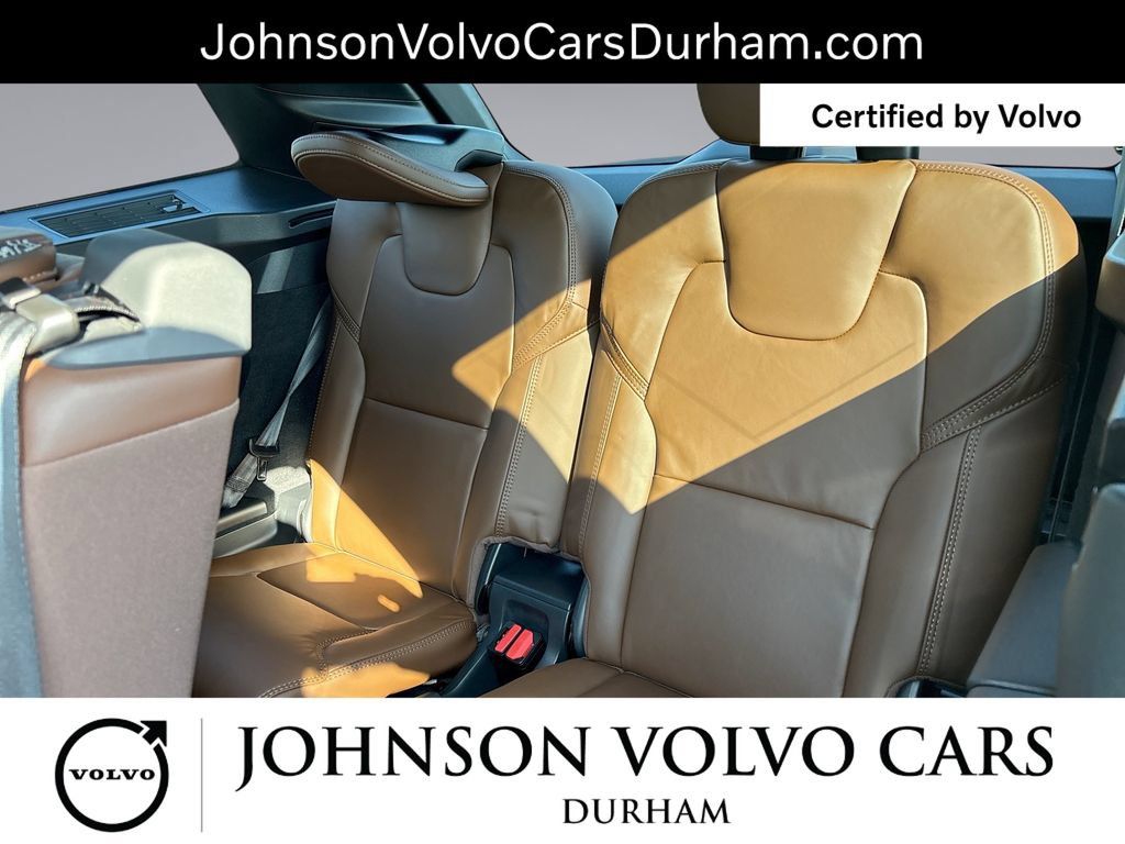 Certified 2023 Volvo XC90 B6 Ultimate w/ Protection Package Premier AWD/4WD image 28