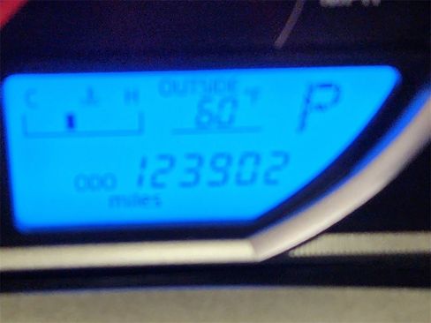 Used 2013 Toyota RAV4 XLE image 16