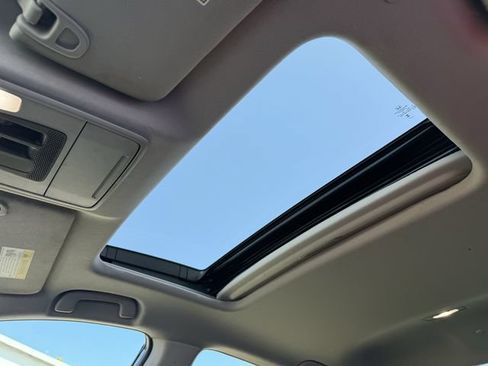 Used 2023 Honda Accord EX image 23