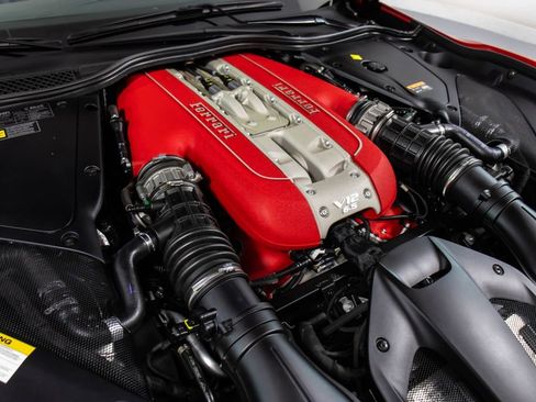 Certified 2022 Ferrari 812 GTS RWD image 57