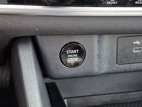 Used 2024 Nissan Rogue SV AWD/4WD image 27