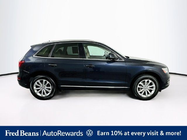 Used 2016 Audi Q5 2.0T Premium Plus w/ Technology Package AWD/4WD image 10