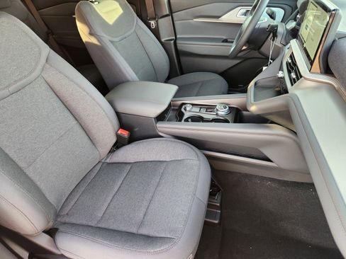 New 2026 Ford Explorer Active image 13