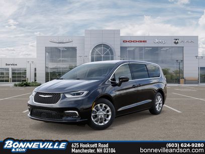 New 2026 Chrysler Pacifica Select