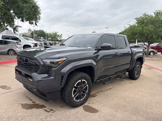 Used 2025 Toyota Tacoma TRD Sport AWD/4WD video 1