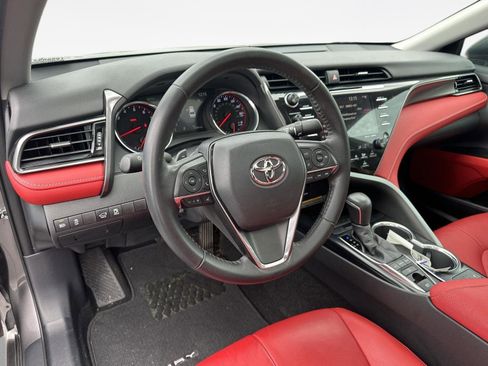 Certified 2020 Toyota Camry XSE image 38