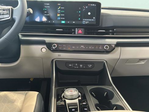 New 2026 Kia Carnival EX FWD image 31