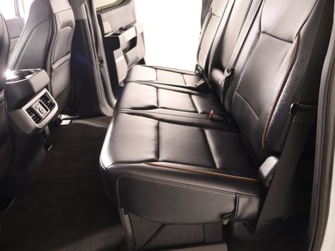Used 2026 Ford F250 Lariat w/ Black Appearance Package AWD/4WD image 13