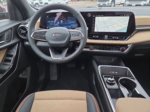 New 2026 Chevrolet Equinox ACTIV FWD image 8