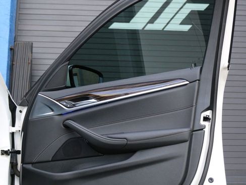 Used 2020 BMW 540i image 19