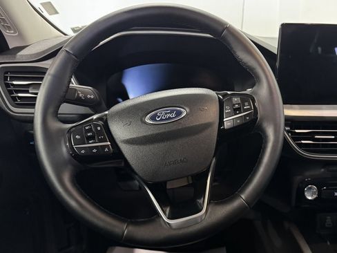 Used 2025 Ford Escape Platinum AWD/4WD image 4