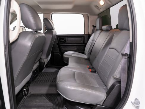 Used 2018 RAM 3500 Tradesman w/ Chrome Appearance Group AWD/4WD image 28