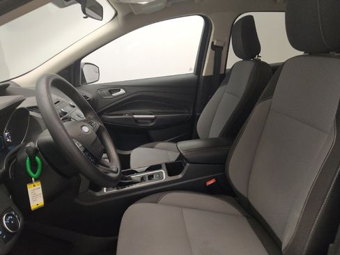 Used 2018 Ford Escape SE image 17