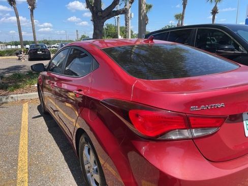 Used 2015 Hyundai Elantra SE image 7