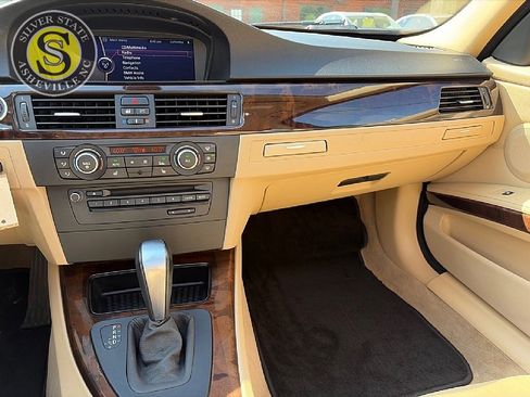 Used 2010 BMW 328i Sedan RWD image 21