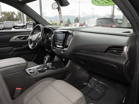 Used 2023 Chevrolet Traverse LT FWD image 43