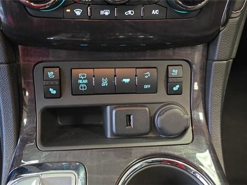 Used 2017 Buick Enclave Premium w/ Experience Buick Package image 21