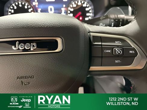 New 2026 Jeep Compass Latitude AWD/4WD image 38