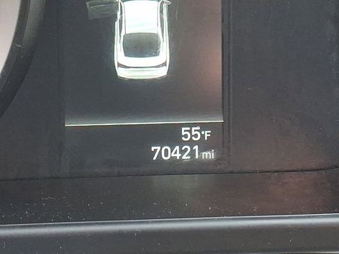 Used 2023 Hyundai Elantra SEL image 19