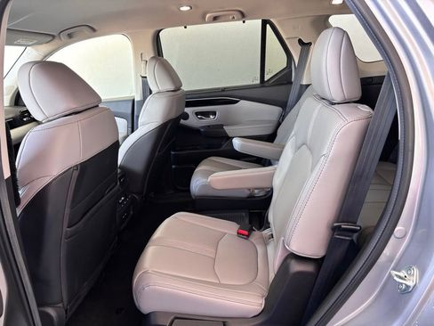 Used 2024 Honda Pilot EX-L image 15