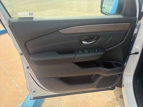 New 2026 Honda Pilot Elite image 6