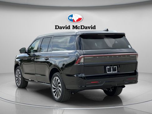 New 2026 Lincoln Navigator L Black Label AWD/4WD image 5