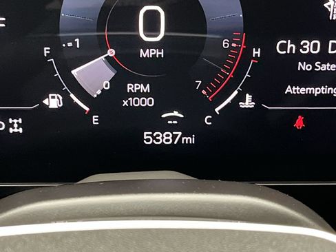 Certified 2025 GMC Yukon XL Denali w/ Sun & Power Step Package image 20