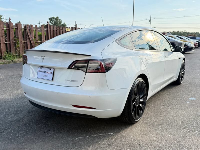 Used 2022 Tesla Model 3 Performance AWD/4WD image 6