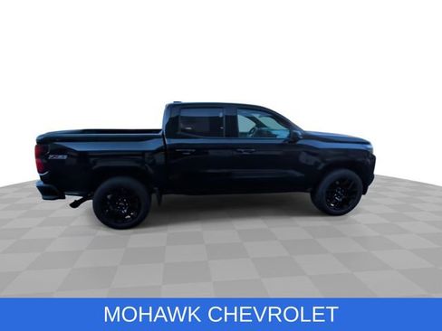 Certified 2024 Chevrolet Colorado Z71 w/ LPO, Dark Essentials Package AWD/4WD image 10