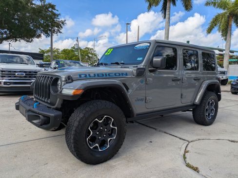 Used 2023 Jeep Wrangler Unlimited Rubicon 4xe w/ Steel Bumper Group AWD/4WD image 7